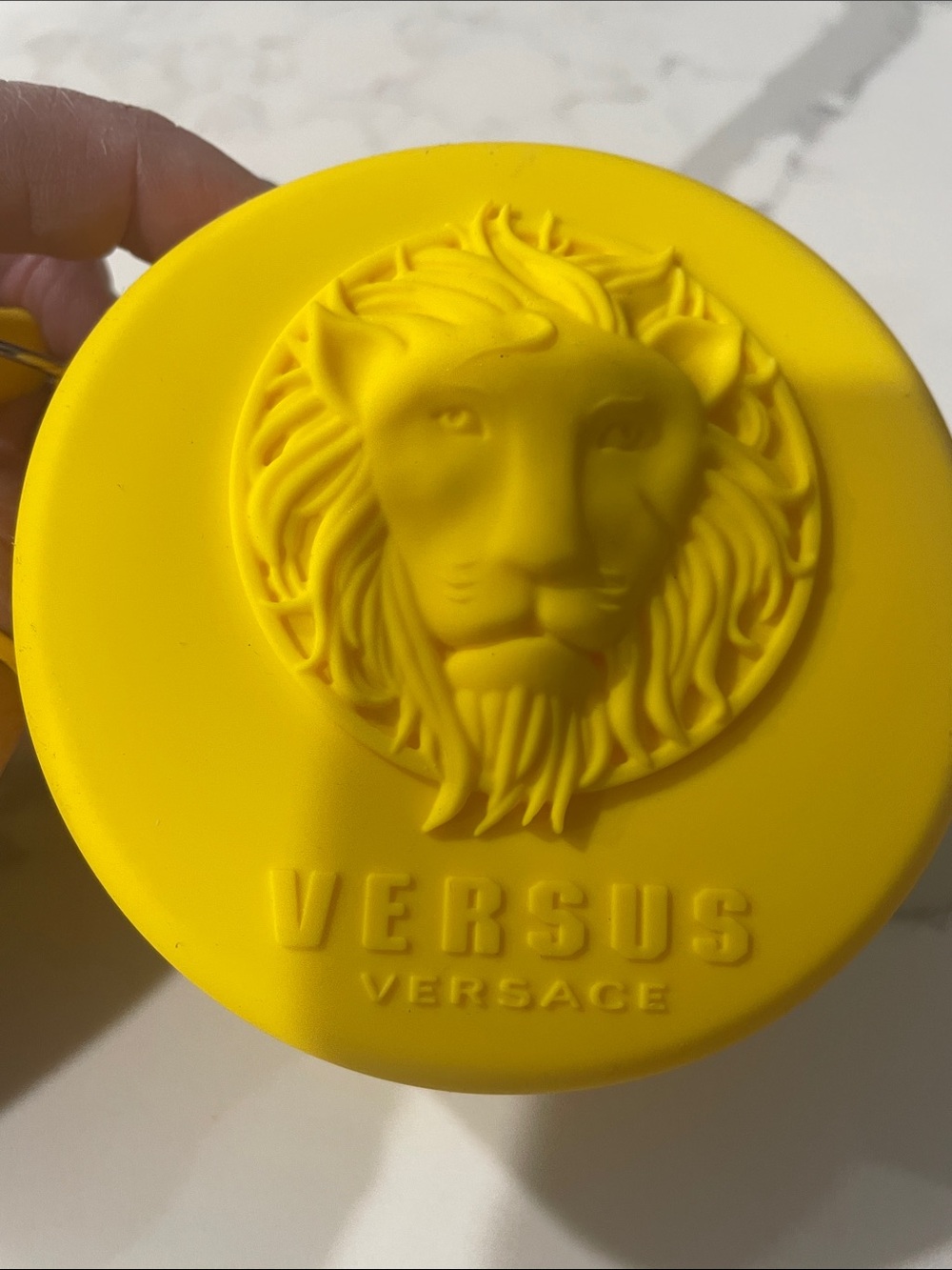 Versus Versace Unisex Yellow Silicone Lion Watch and Coin Pouch Set - Picture 9 of 9